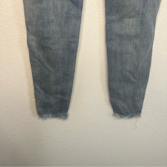 KanCan Distressed Light Wash Skinny Jeans Size 9/28 - Picture 5 of 9